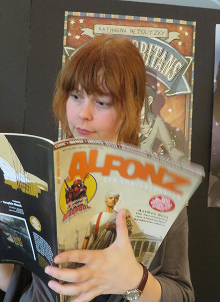 Katharina Netolitzky liest ALFONZ. Foto © 2016 Edition Alfons